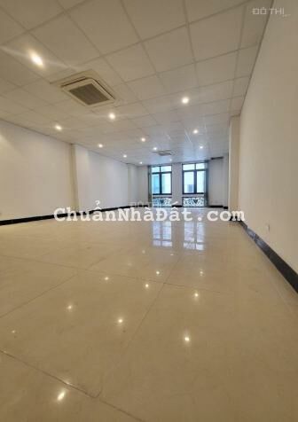 Cho thuê sàn văn phòng phố Hoàng văn thái 90m2 thông sàn, mới có ban công rộng Cho thuê sàn văn phòng phố Hoàng văn thái 90m2 thông sàn, mới có ban công rộng