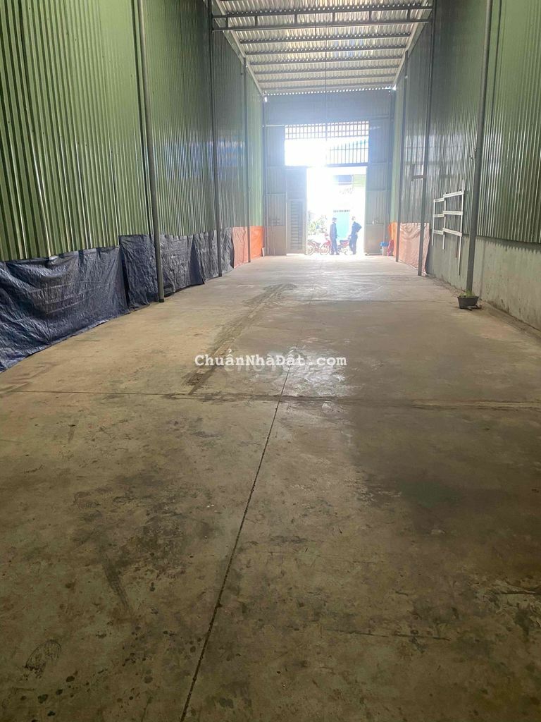 Cho thuê xưởng 200m2 Lê Thị Trung - Thuận An BD Cho thuê xưởng 200m2 Lê Thị Trung - Thuận An BD