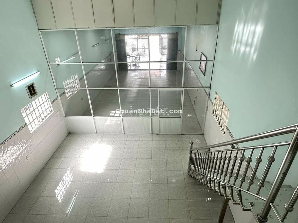 Cho thuê mặt bằng mặt tiền Phạm Ngọc Thạch thích hợp mở kinh doanh