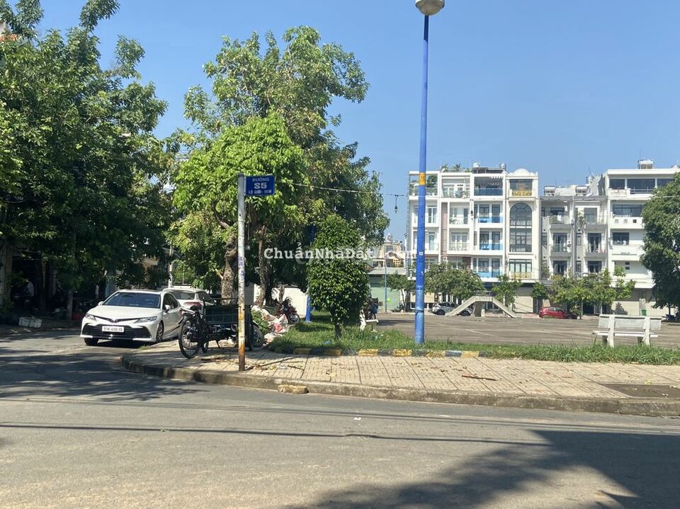 Cho thuê nhà nguyên căn mặt tiền đường S2, 8mx20m,4 lầu,View Công Viên