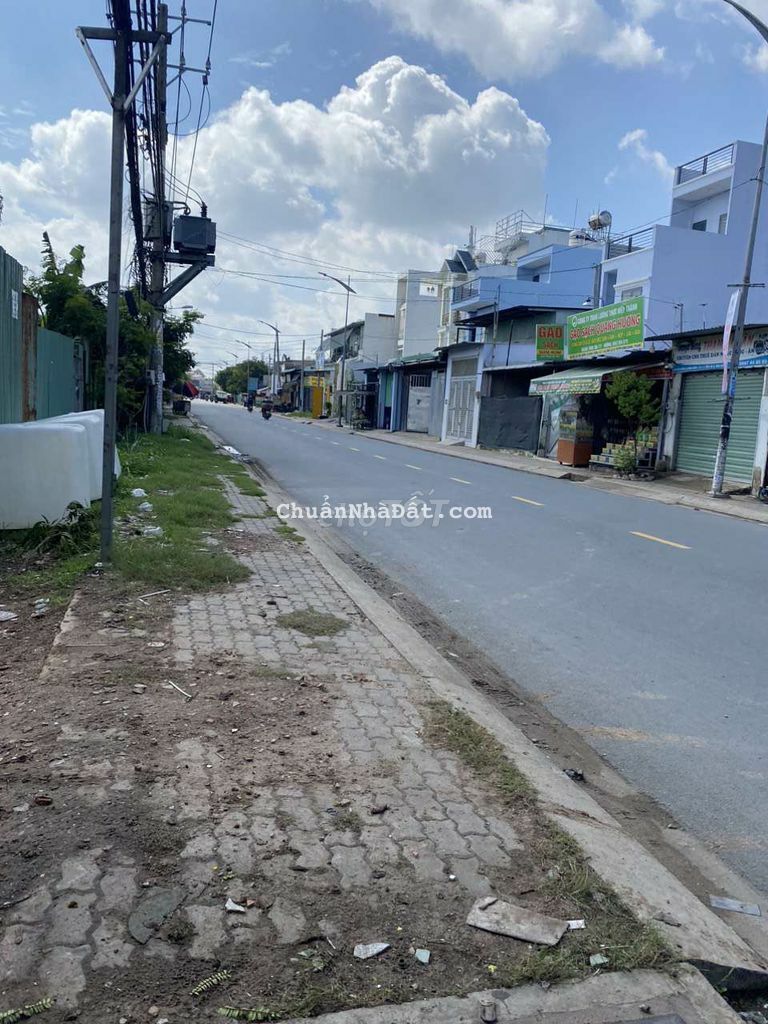 Đất mặt tiền lại hùng cường cho thuê Đất mặt tiền lại hùng cường cho thuê