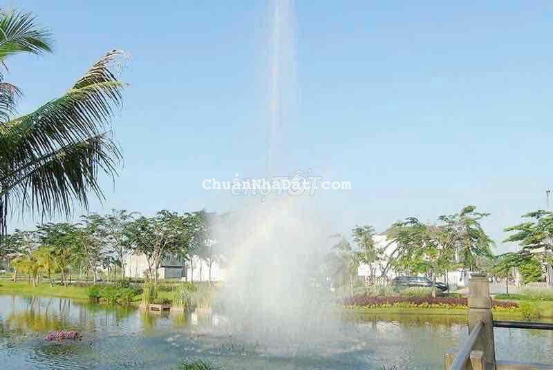 cho thuê nền góc ngay hồ cảnh quang kdc nam long