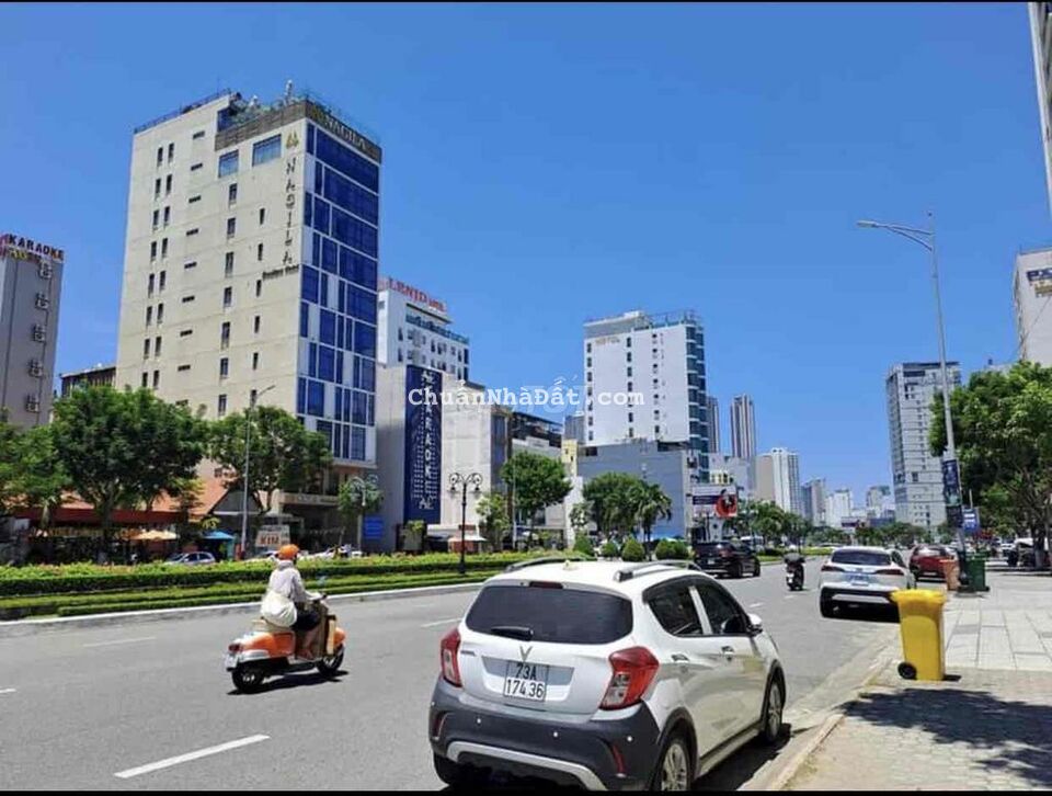 ⭐⭐⭐CHO THUÊ LÔ ĐẤT PHẠM VĂN ĐỒNG - DIỆN TÍCH 180M. PHÙ HỢP KINH DOANH